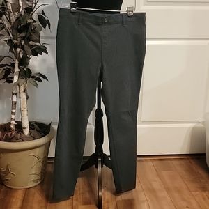 Time and Tru Gark Grey Stretch Dress Pants, L(12-14)